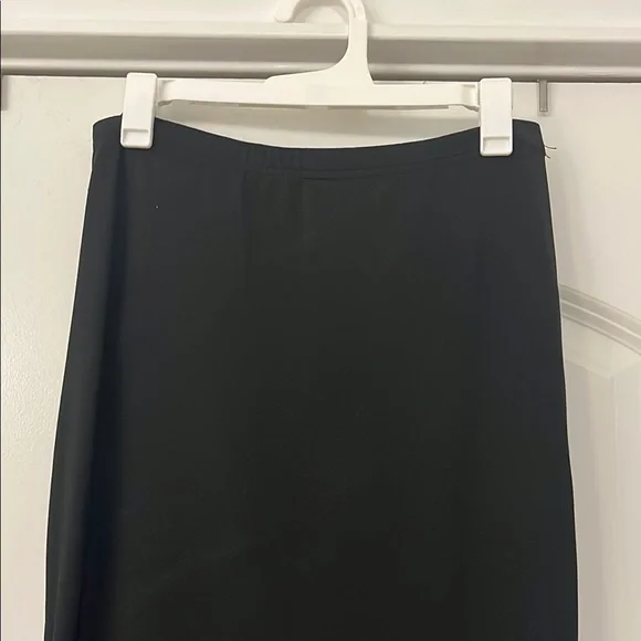 Elegant Black Ruched Pencil Maxi Skirt - Picture 5 of 7